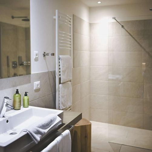 Zimmer, Suiten & Appartements