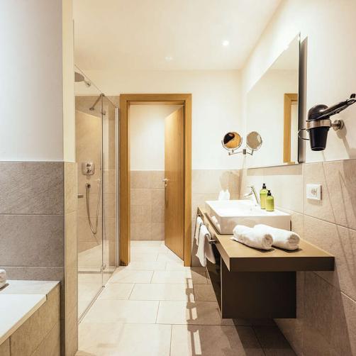 Zimmer, Suiten & Appartements